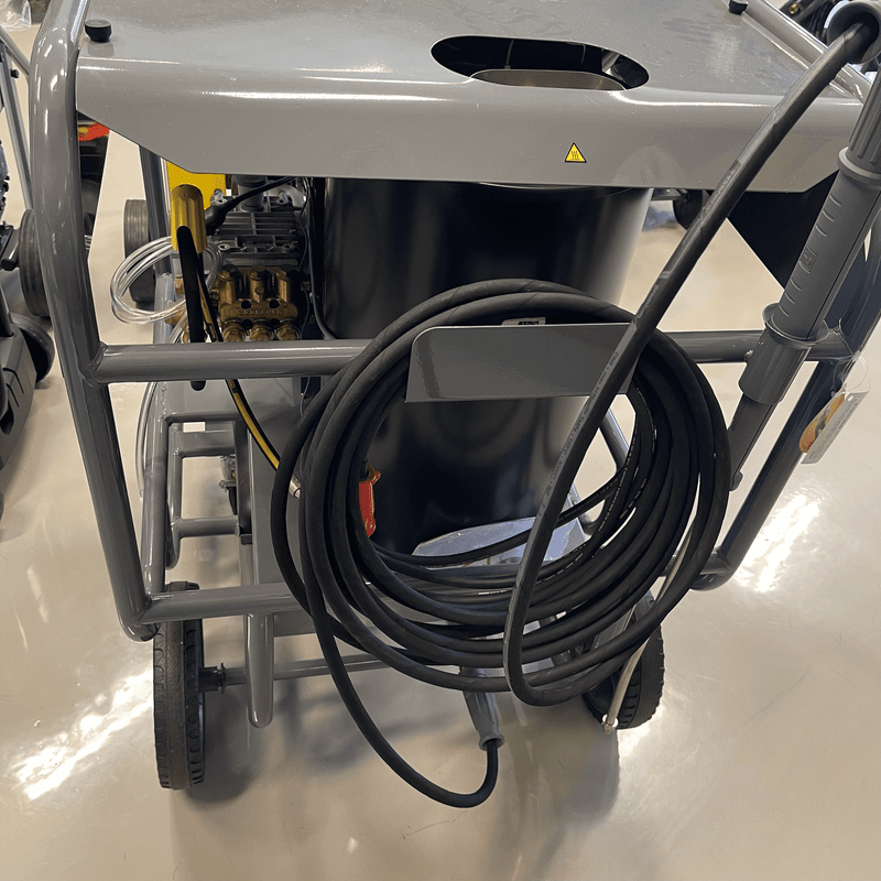 lavadora de alta pressao agua quente 2175psi karcher hds 1215 cage 5